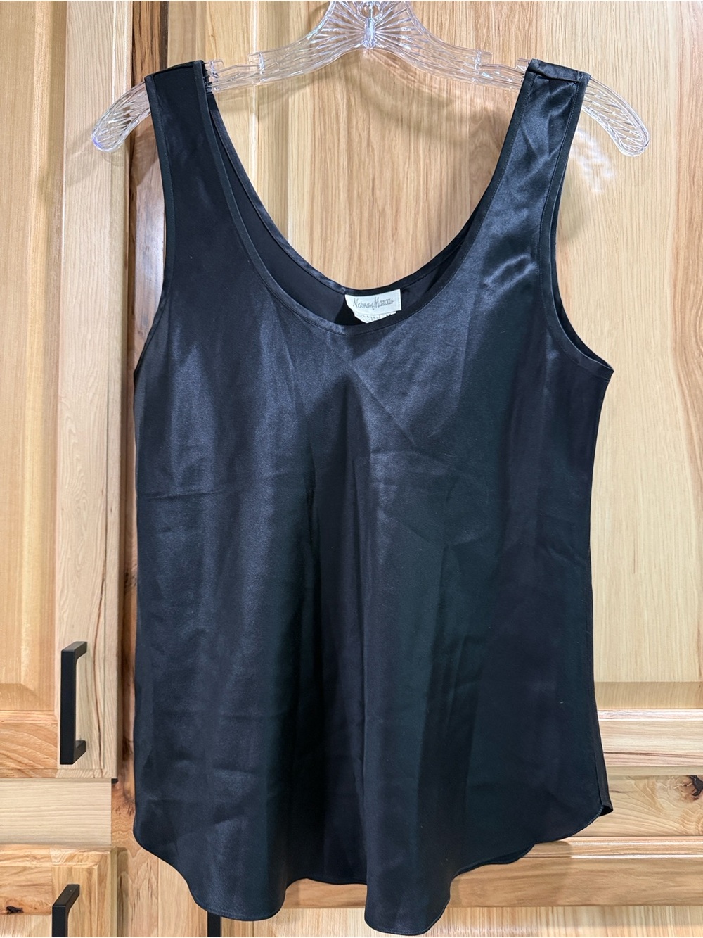 Vintage Neiman Marcus Women’s Silk Classic Black Quiet Luxury Tank Top Size M
